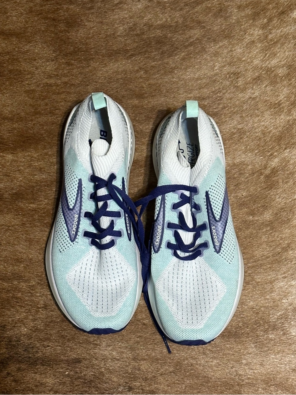 Brooks Levitate Stealth 5 Knit Running Shoes Womens 8.5
